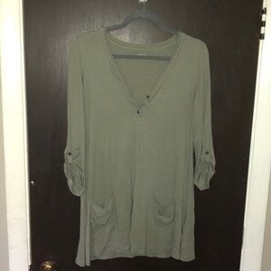 Garnet Hill green tunic shirt.